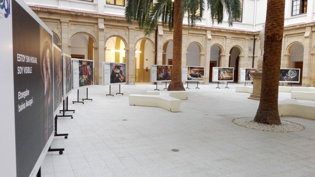Exposición Bizitegi para mostrar la realidad de las personas sin hogar