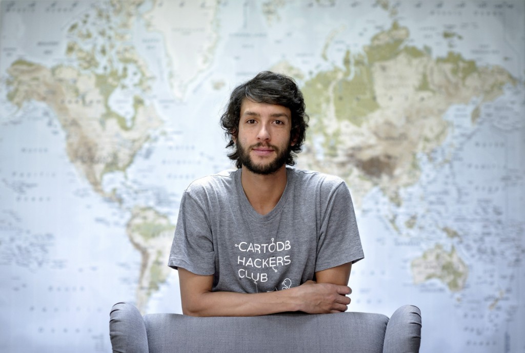 Charla con Sergio Álvarez Leiva: “El nuevo lenguaje de los mapas” Charla con Sergio Álvarez Leiva: “El nuevo lenguaje de los mapas”