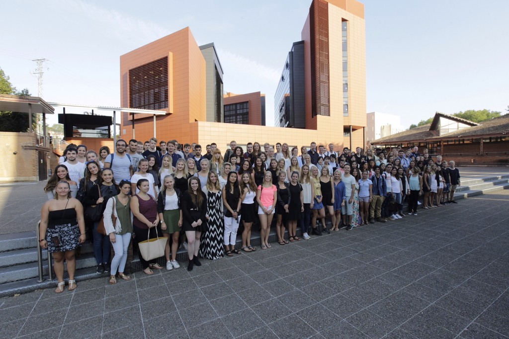 Recepción de bienvenida del campus de San Sebastián de la Universidad de Deusto a sus alumnos internacionales