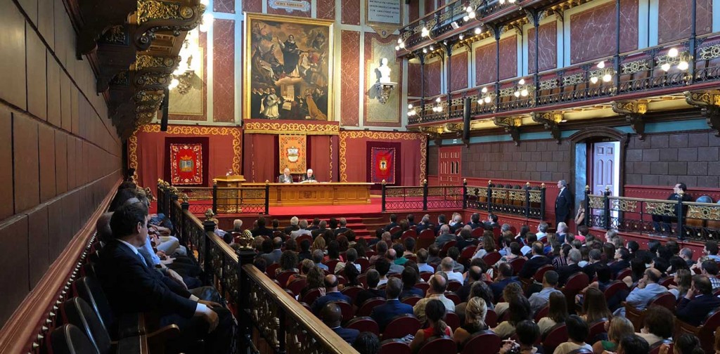 Acto de toma de posesión de rector, vicerrectoras y vicerrectores y designación de miembro del Consejo de Dirección