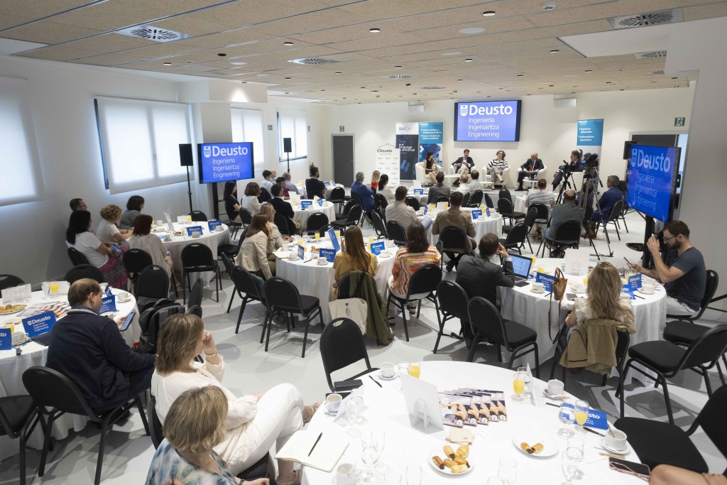 Desayuno Ingeniería: 