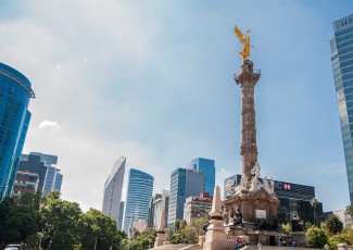 Deusto Business School participates in the Access Masters fair in Mexico City