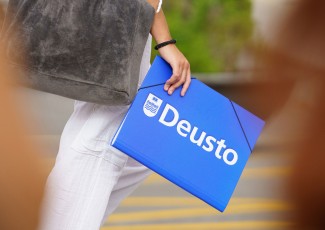 Deusto participates in the Orientation Fair UNITOUR Santander